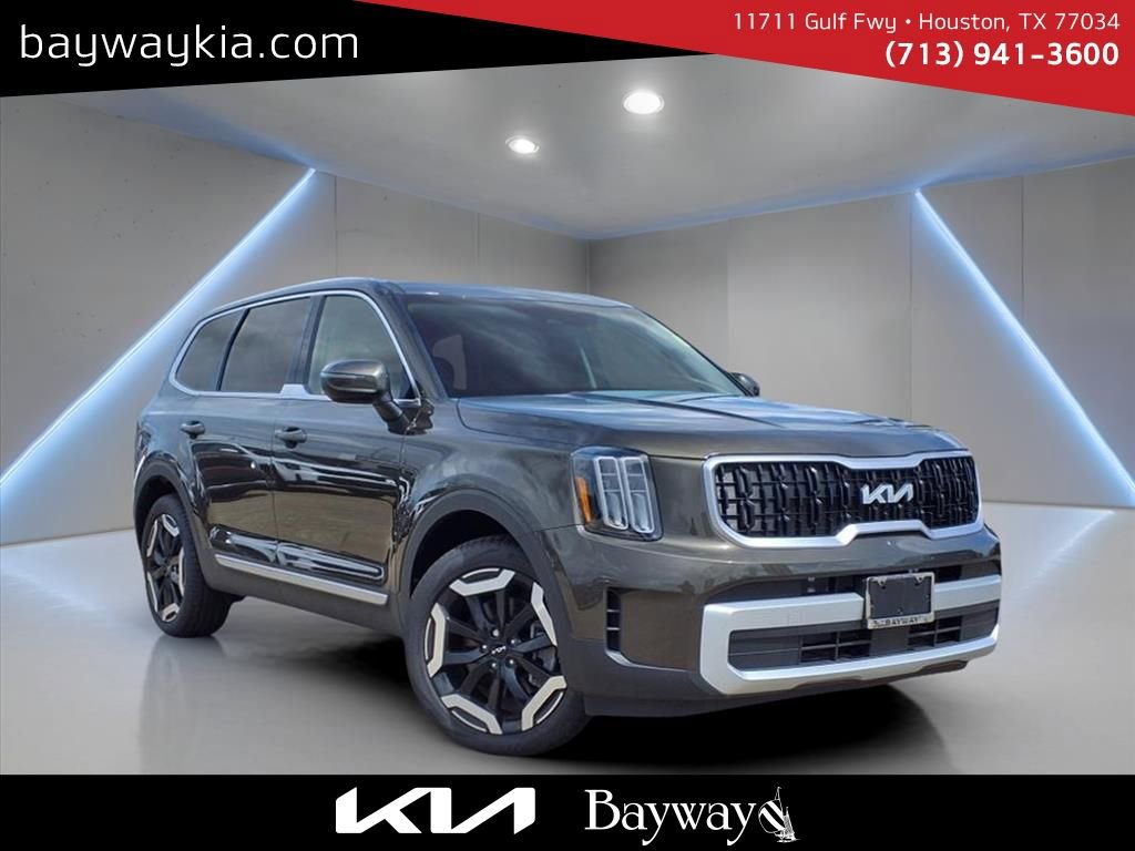 Certified 2025 Kia Telluride EX w/ EX Captain's Chair Package