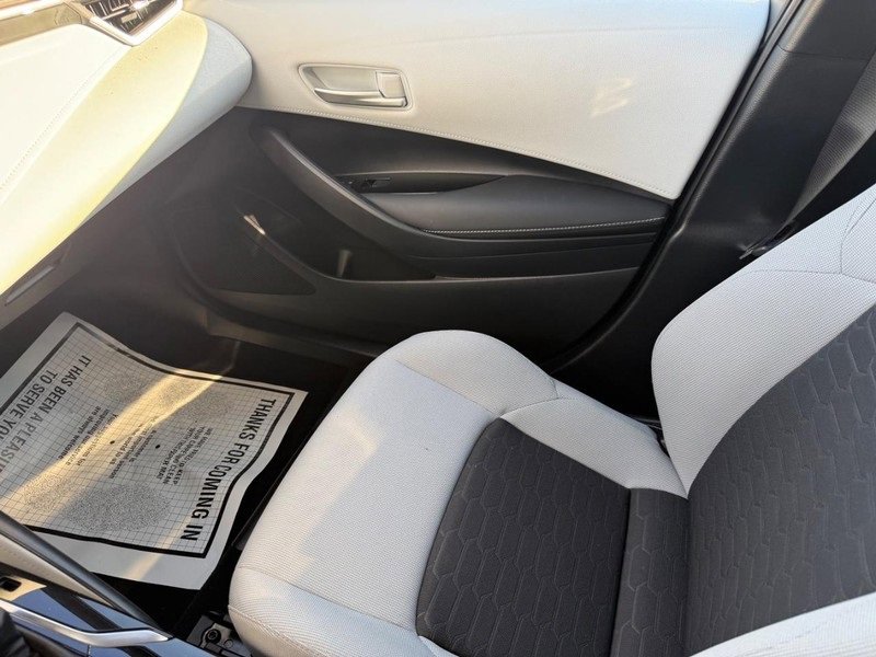 Used 2022 Toyota Corolla SE image 22