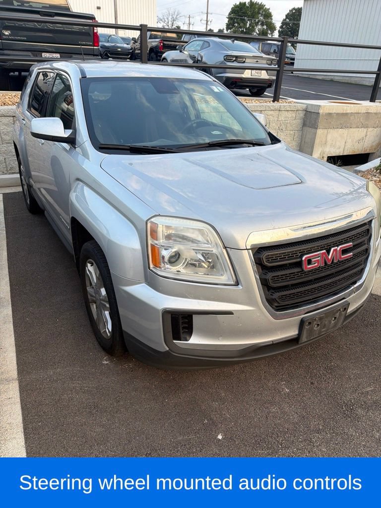 Used 2017 GMC Terrain SLE FWD image 2