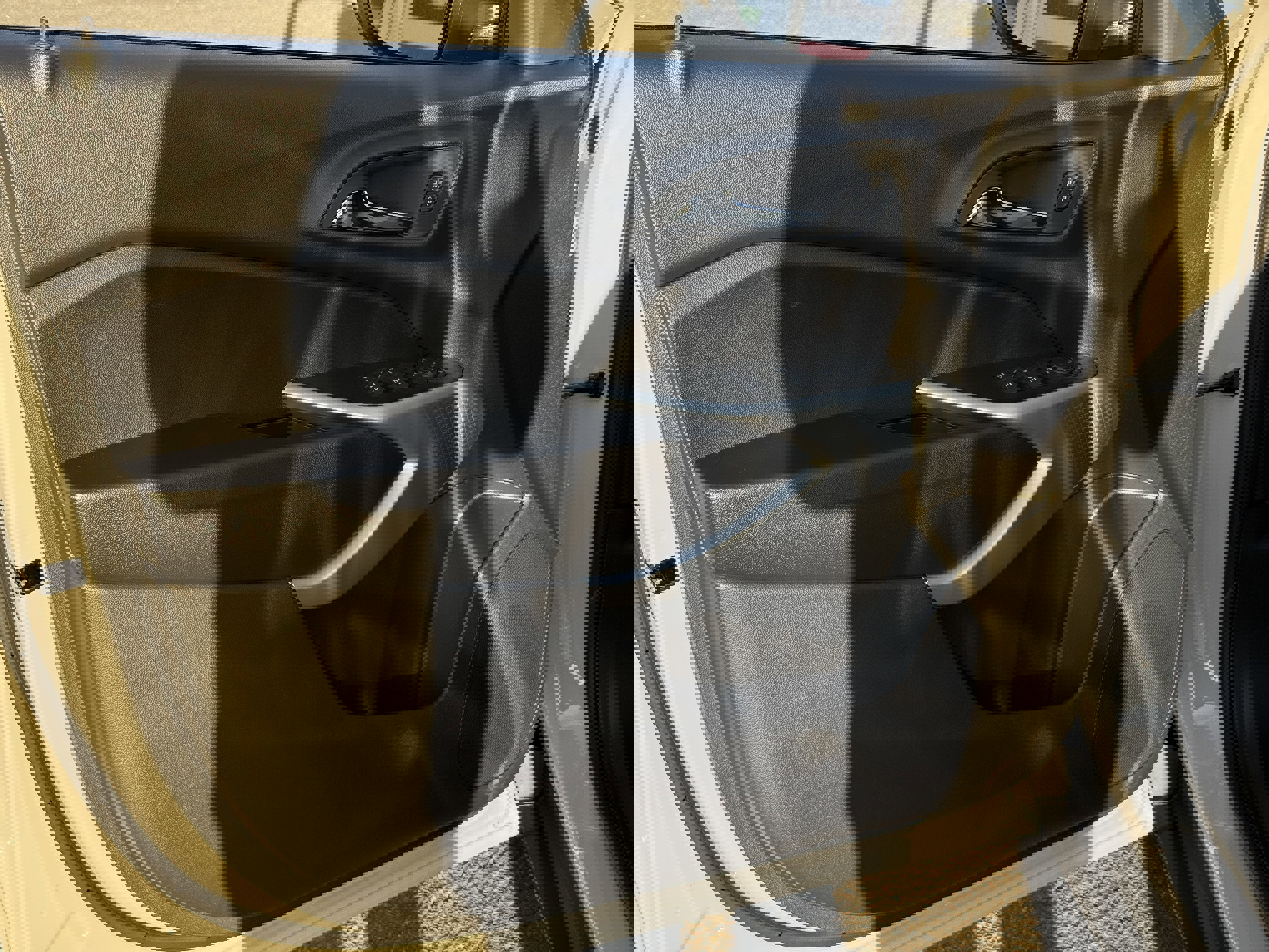 New 2026 Chevrolet Trax RS w/ Sunroof Package image 9