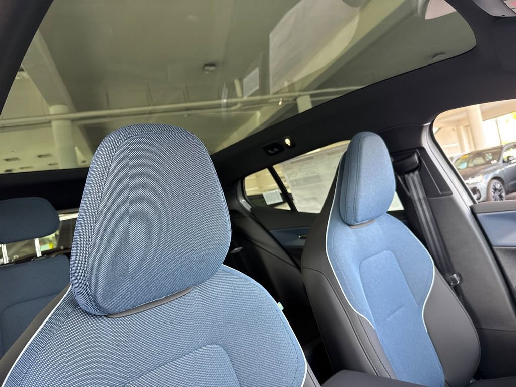 New 2026 Volvo EX30 Ultra w/ Climate Package image 16