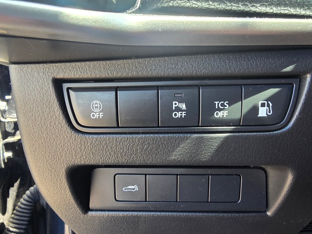 Used 2025 MAZDA CX-90 Plug-In Hybrid w/ Preferred AWD/4WD image 18
