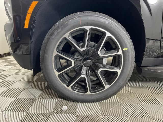 New 2026 Chevrolet Suburban RST w/ Advanced Technology Package AWD/4WD image 23