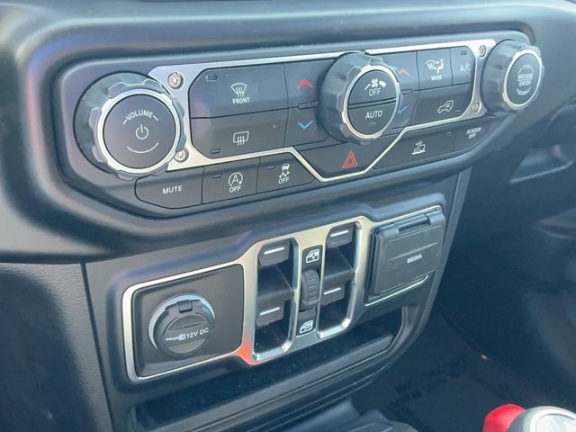 Used 2021 Jeep Gladiator Willys image 22