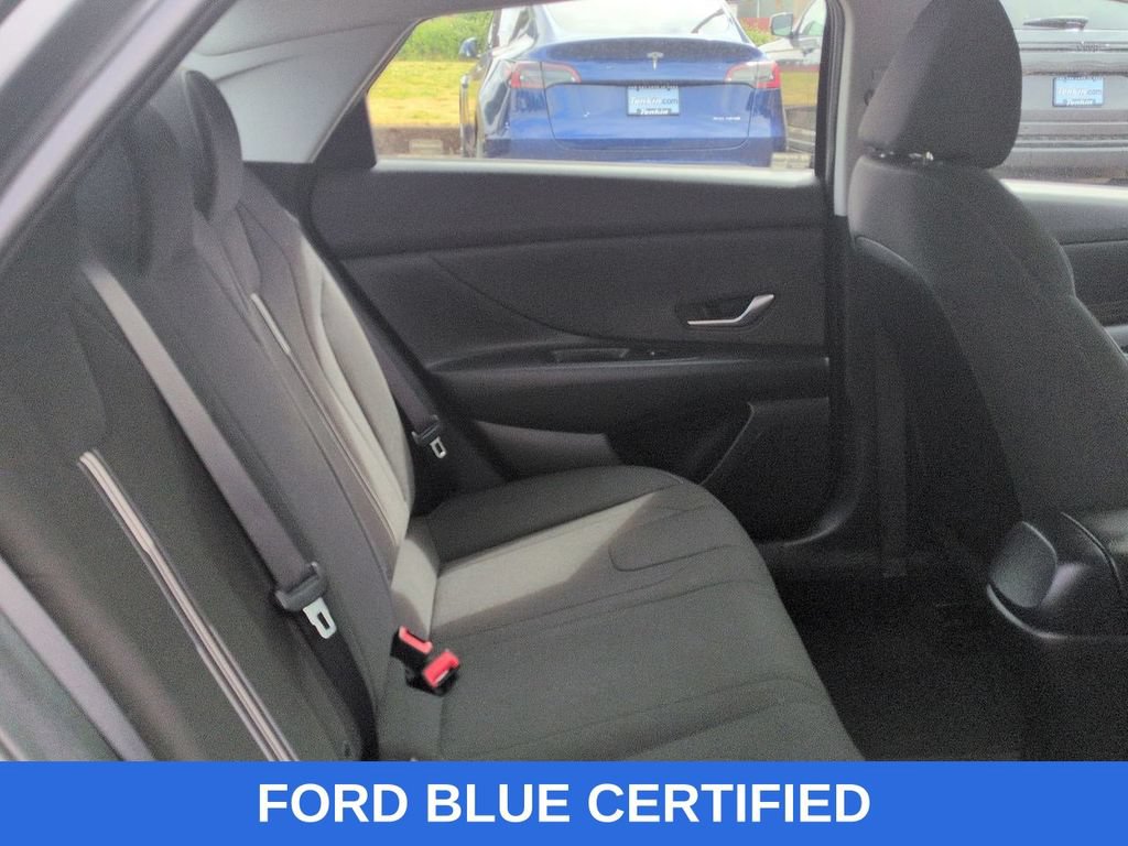 Used 2023 Hyundai Elantra SEL FWD image 26