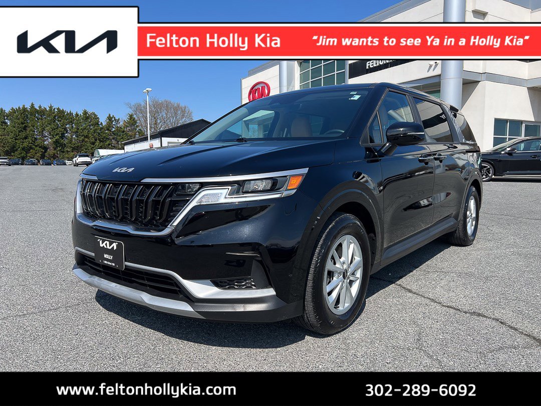 Used 2024 Kia Carnival LX