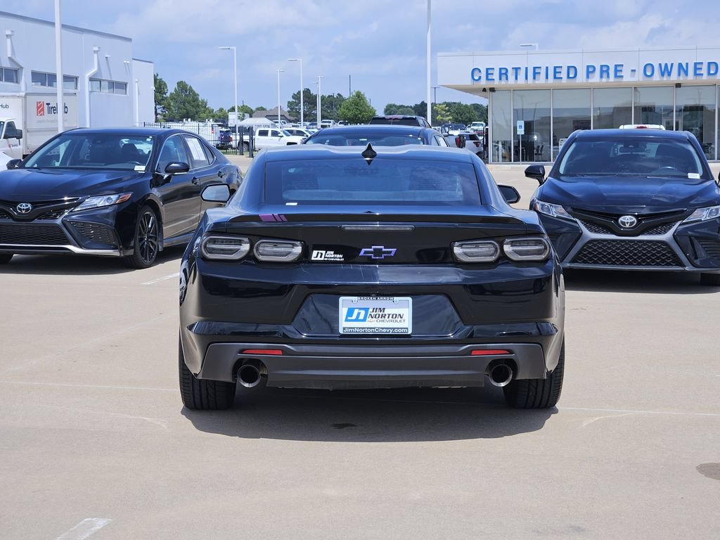 Used 2020 Chevrolet Camaro LT w/ RS Package RWD image 6