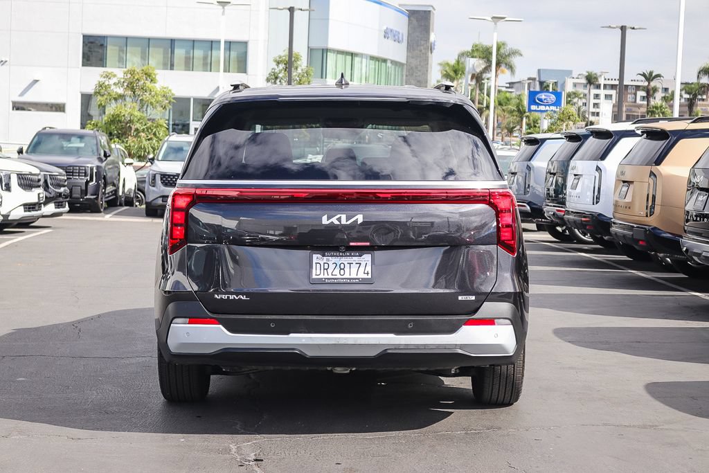Certified 2026 Kia Carnival EX FWD image 5