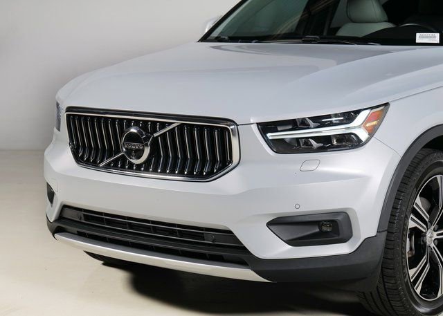 Used 2021 Volvo XC40 T5 Inscription w/ Advanced Package image 28