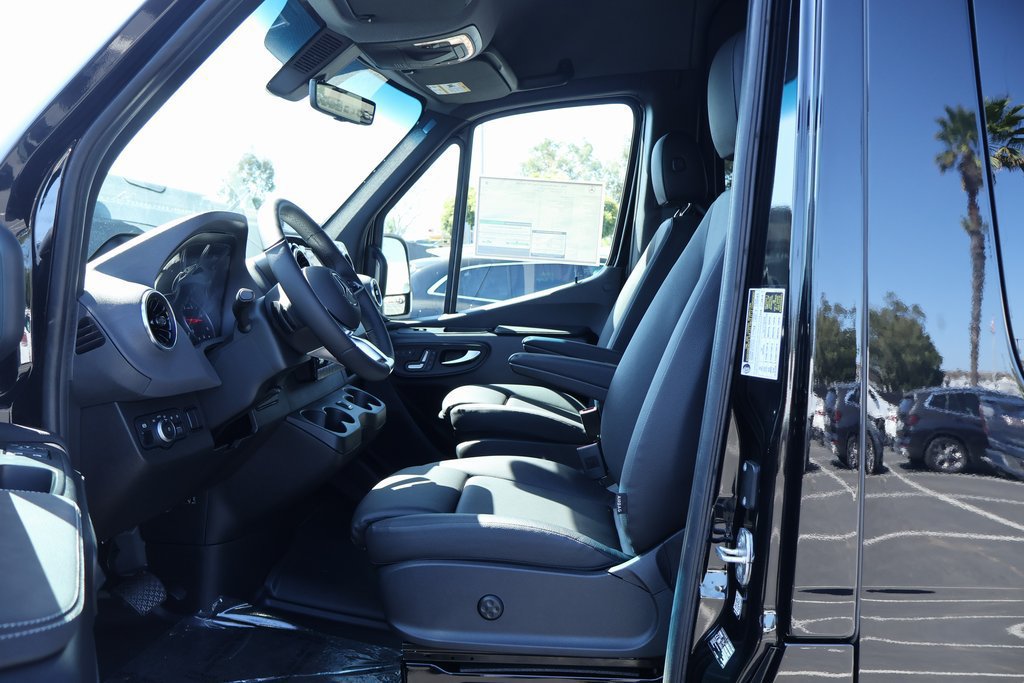 New 2026 Mercedes-Benz Sprinter 2500 image 6