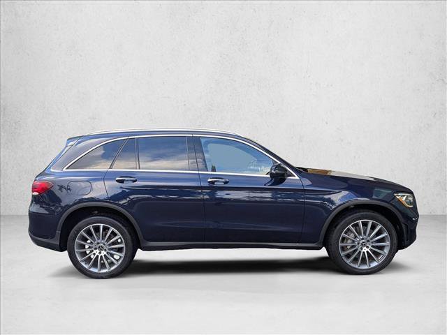 Used 2022 Mercedes-Benz GLC 300 image 4