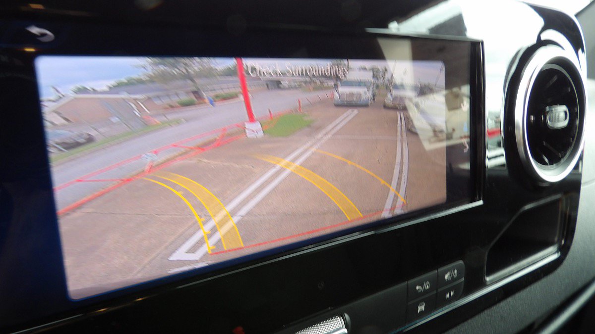 Used 2025 Mercedes-Benz Sprinter 2500 image 18