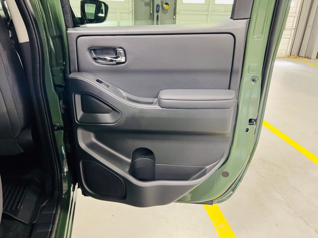 New 2027 Nissan Frontier SV RWD image 25