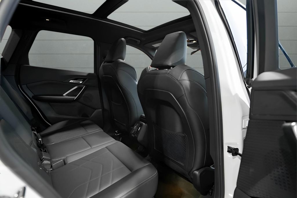 Used 2024 BMW X1 xDrive28i w/ M Sport Package image 36