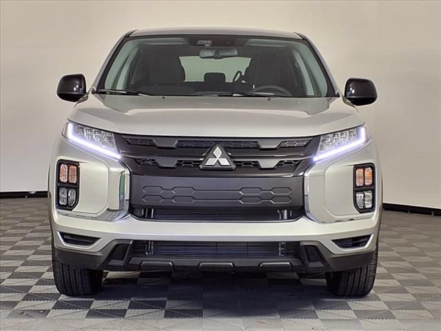 Used 2024 Mitsubishi Outlander Sport LE AWD/4WD image 2