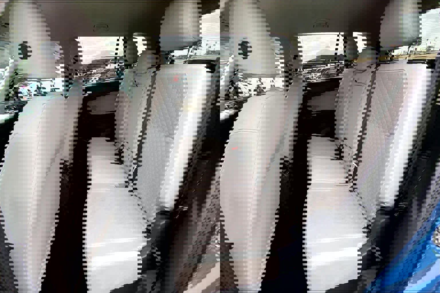 Used 2020 Volkswagen Tiguan S image 20