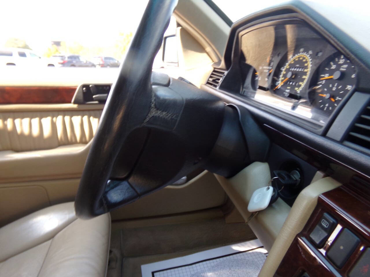 Used 1994 Mercedes-Benz E 320 Convertible image 62