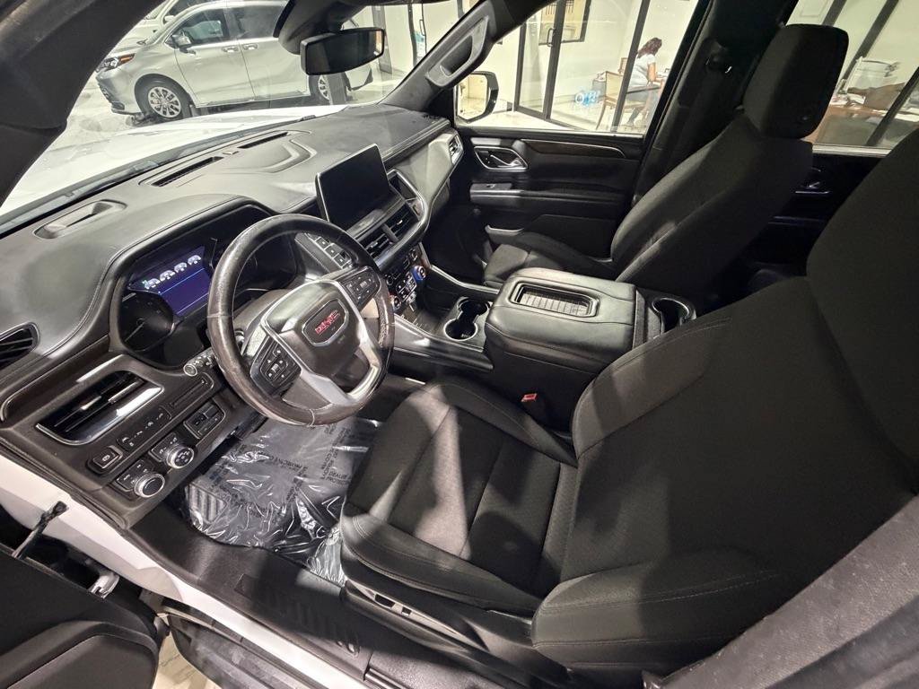 Used 2021 GMC Yukon XL SLE w/ Gmc Pro Safety Plus Package AWD/4WD image 21