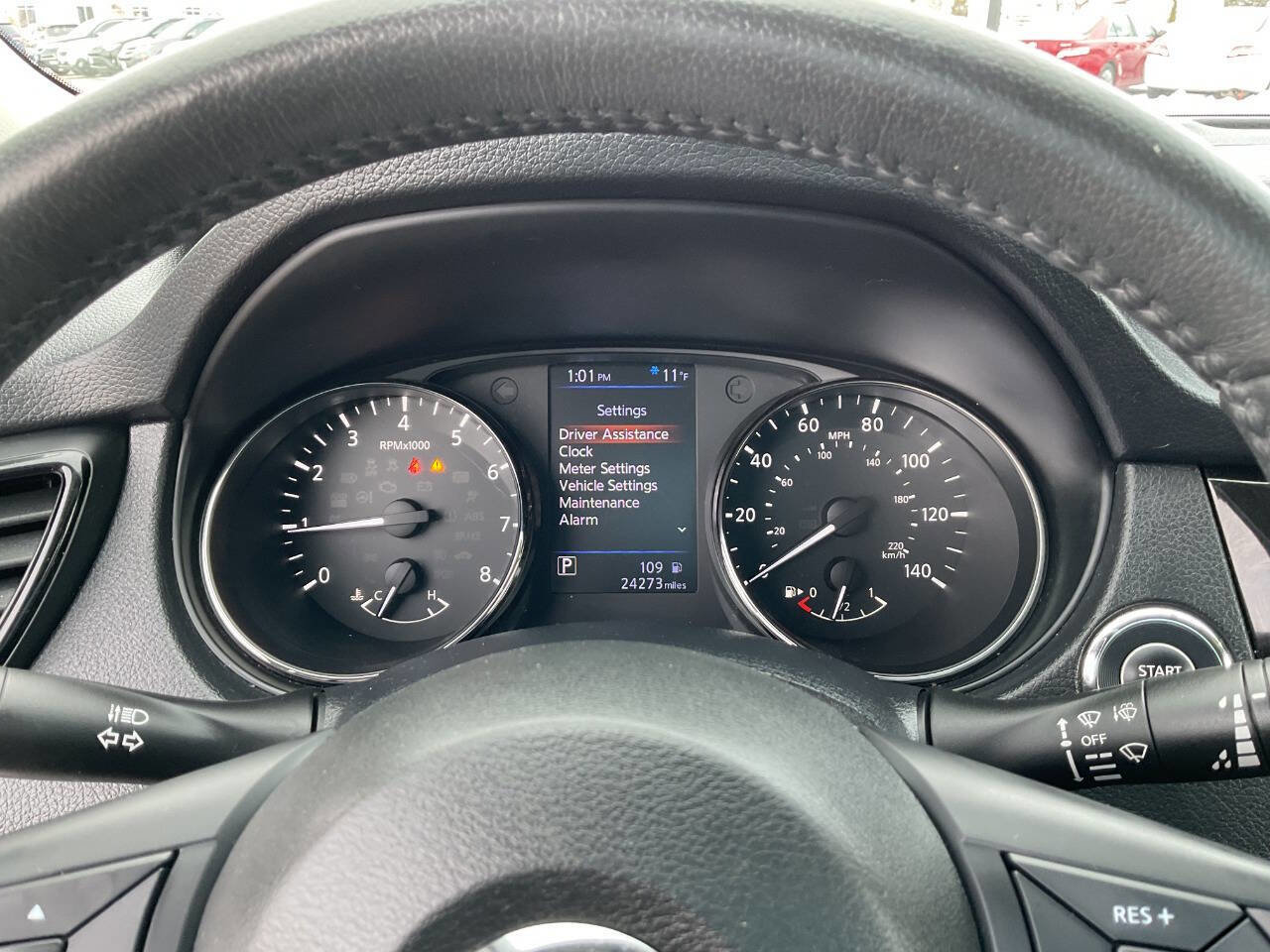 Used 2018 Nissan Rogue SV w/ Premium Package image 21