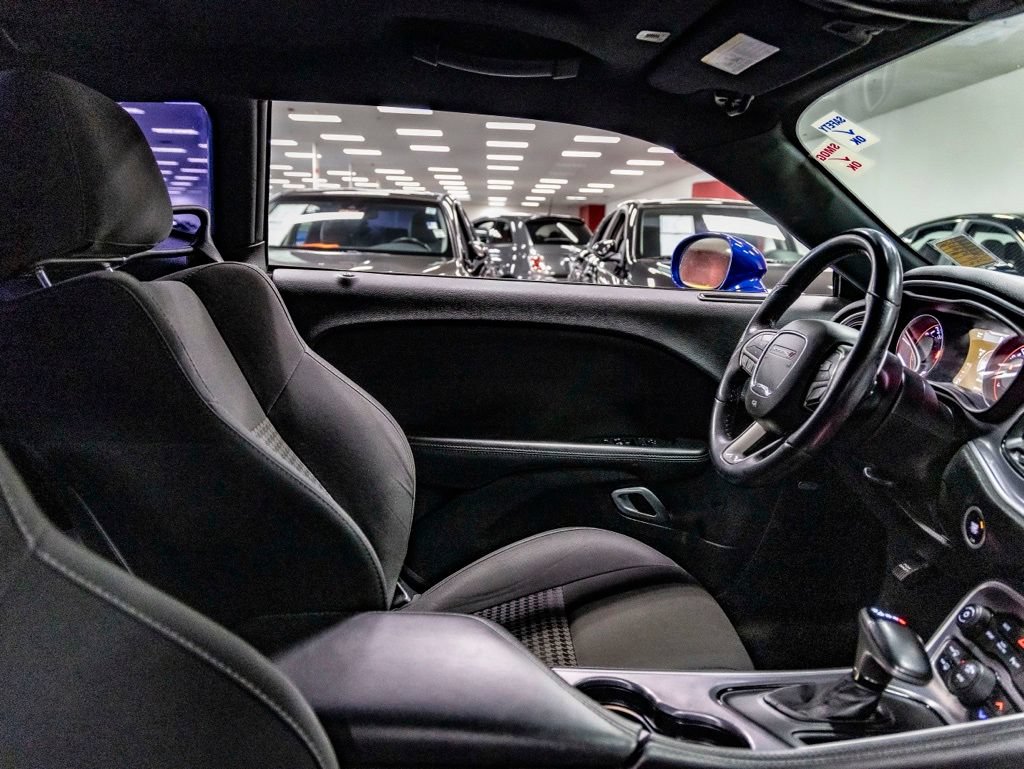 Used 2019 Dodge Challenger R/T RWD image 25