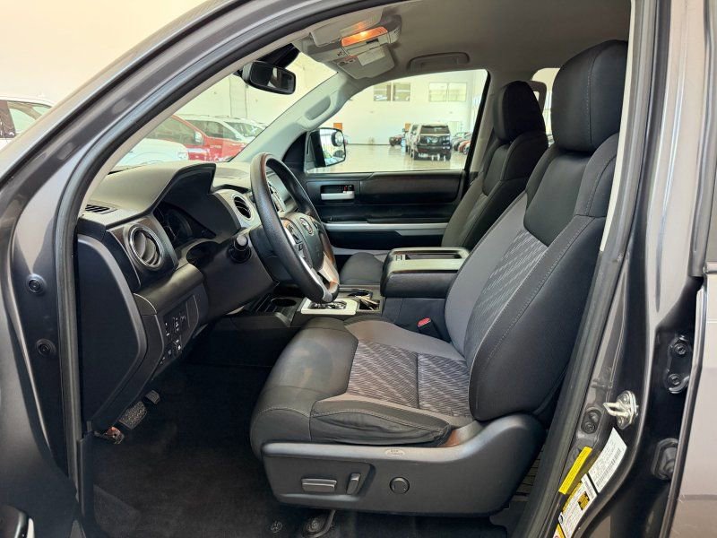 Used 2018 Toyota Tundra SR5 w/ SR5 Upgrade Package RWD image 14