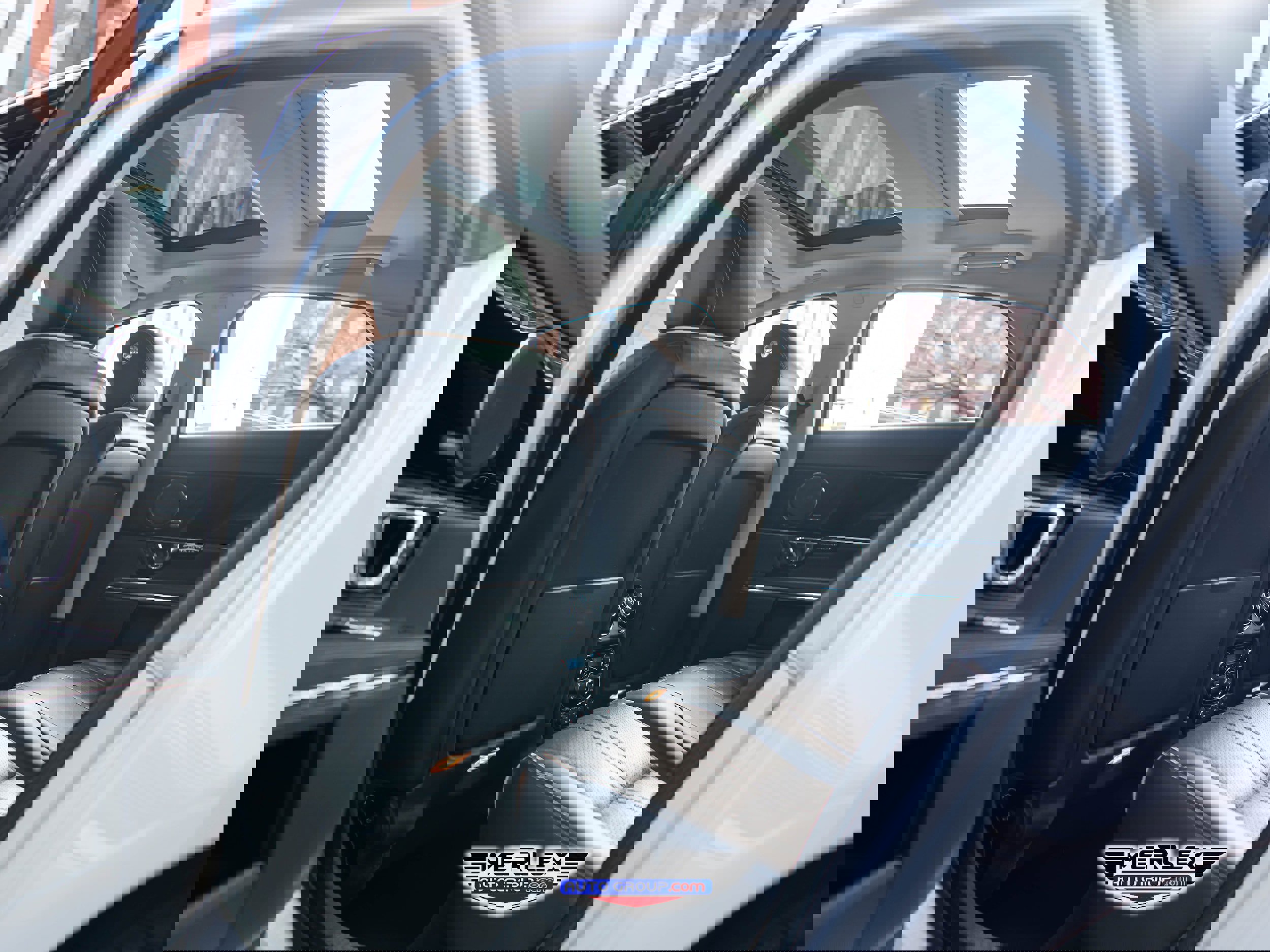 Used 2019 Jaguar XJ R-Sport image 21