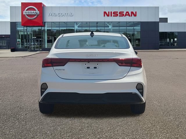 Used 2024 Kia Forte LXS FWD image 6