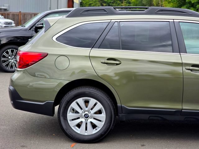 Used 2018 Subaru Outback 2.5i Premium AWD/4WD image 13