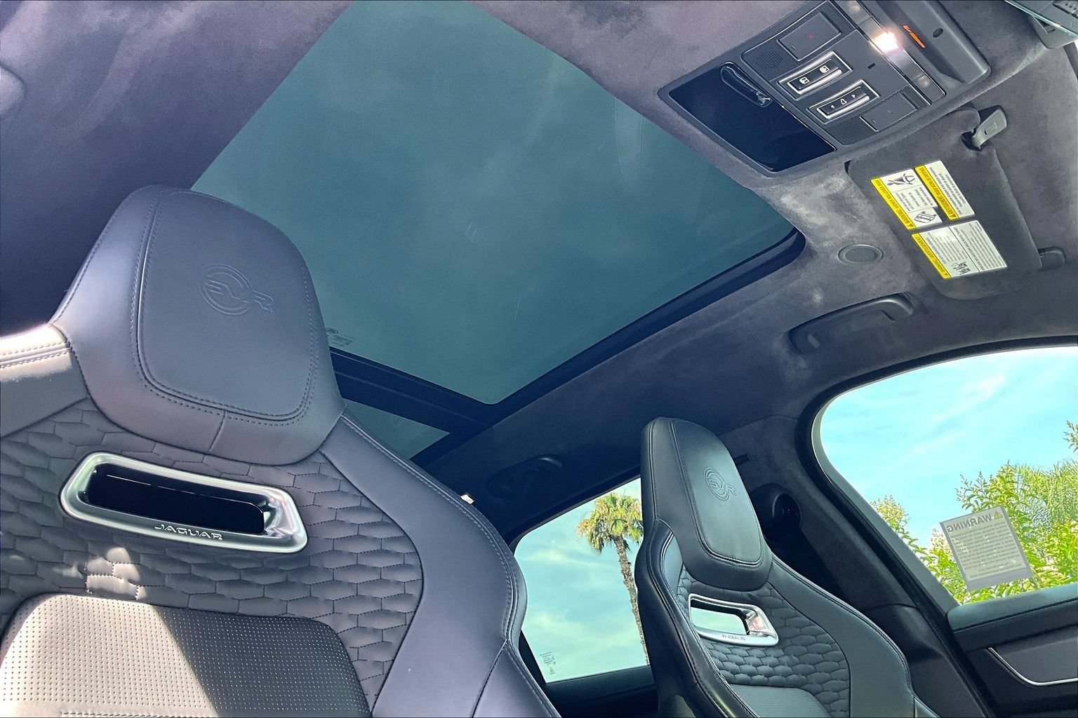 Certified 2022 Jaguar F-PACE SVR AWD/4WD image 22