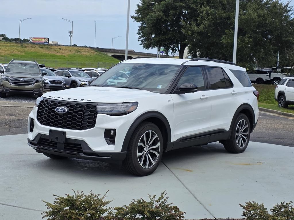 Used 2026 Ford Explorer ST-Line RWD image 7