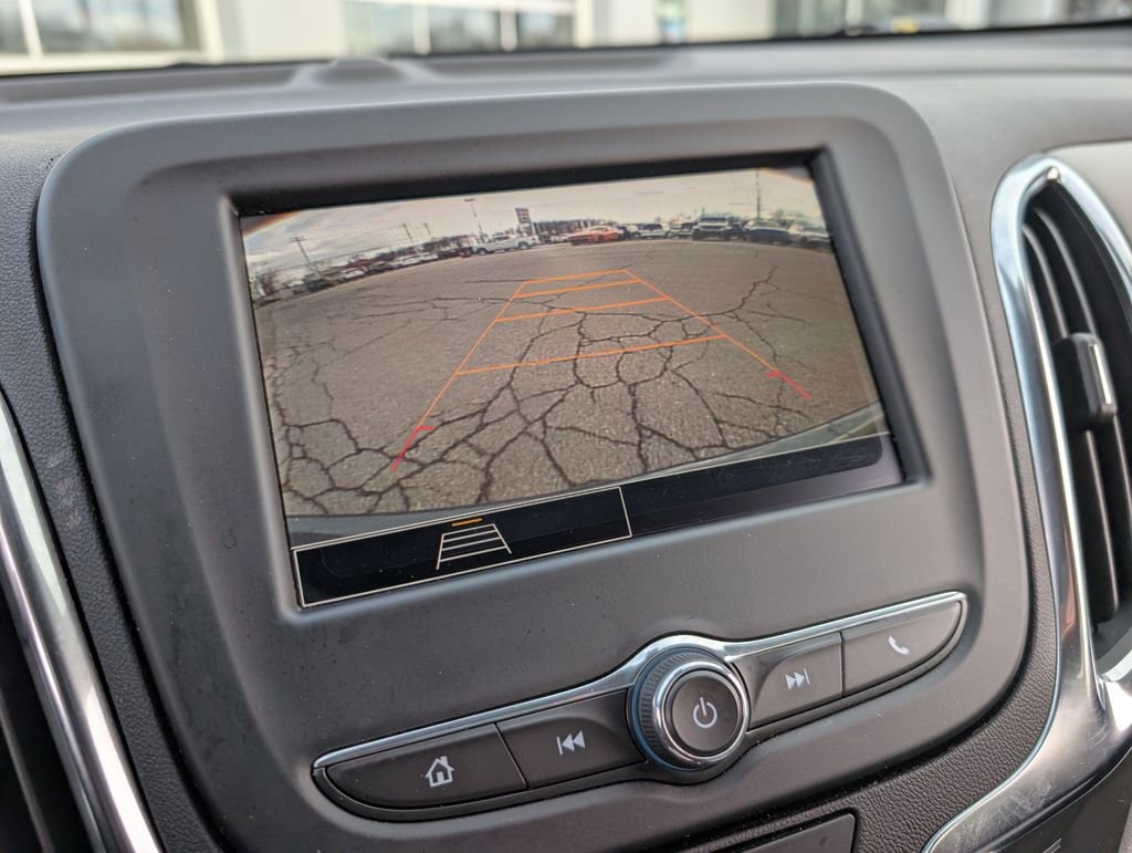 Used 2024 Chevrolet Equinox LS w/ LS Convenience Package image 24