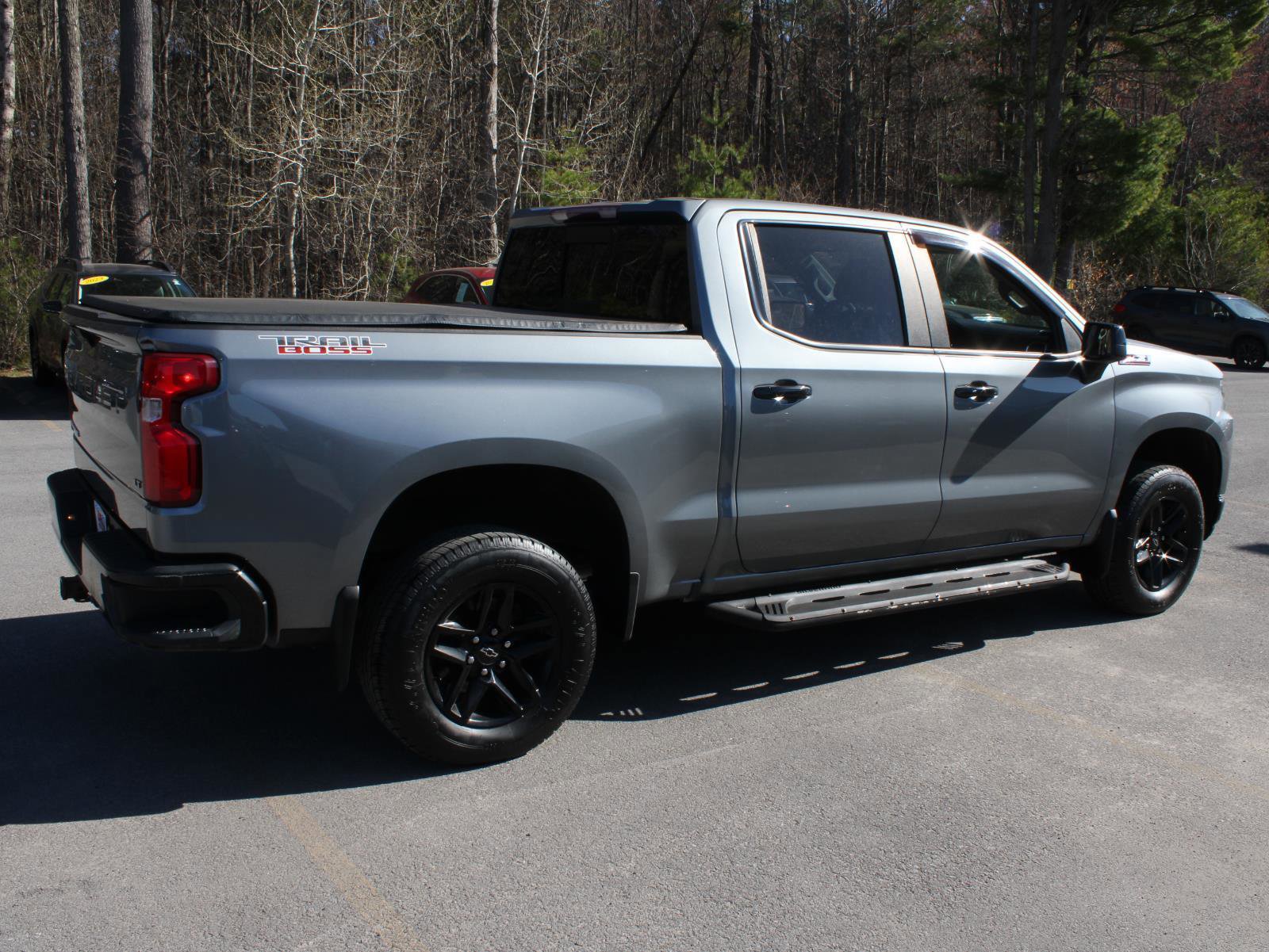 Used 2020 Chevrolet Silverado 1500 LT Trail Boss AWD/4WD image 4