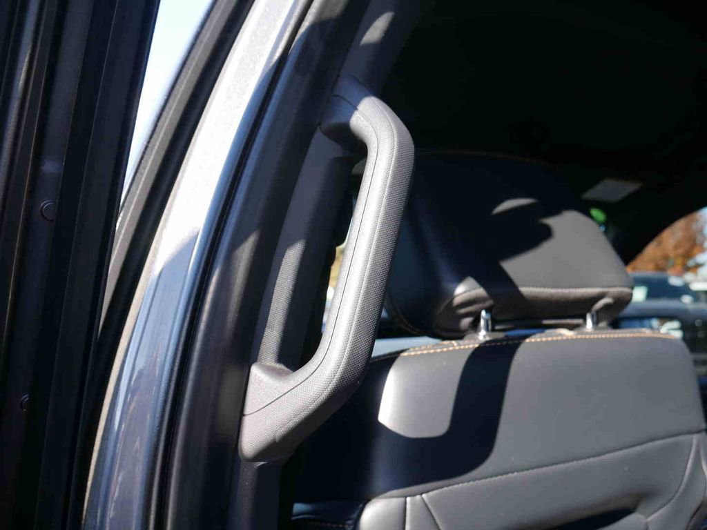 Used 2023 Ford F150 Platinum image 20