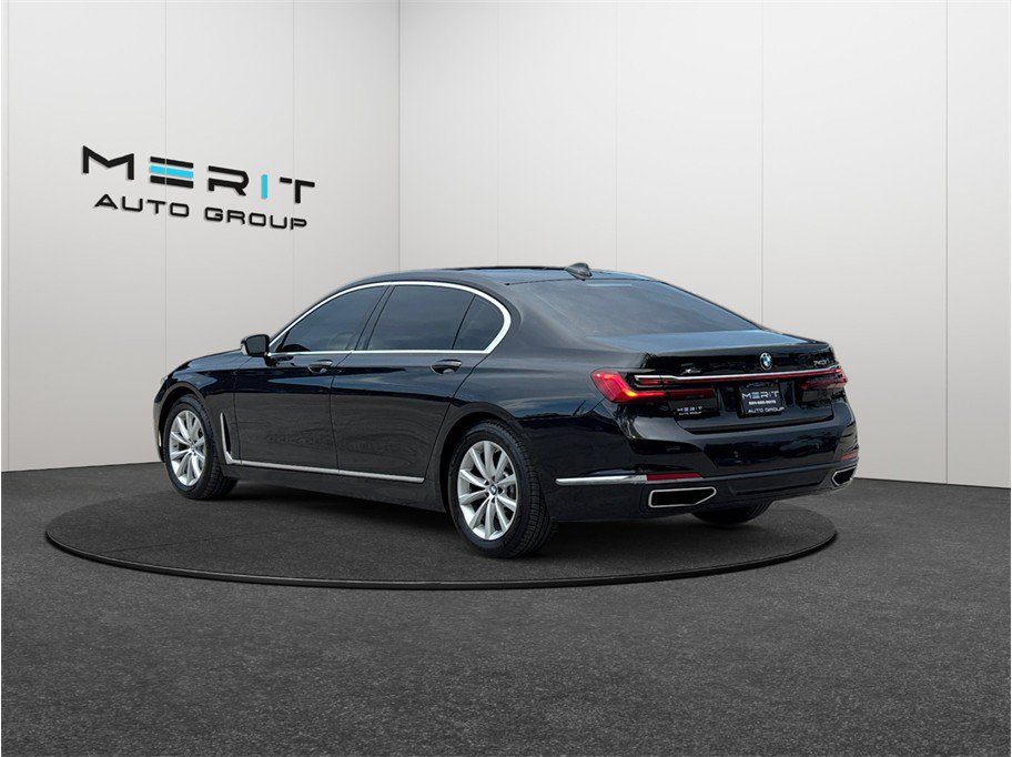 Used 2021 BMW 740i xDrive AWD/4WD image 7