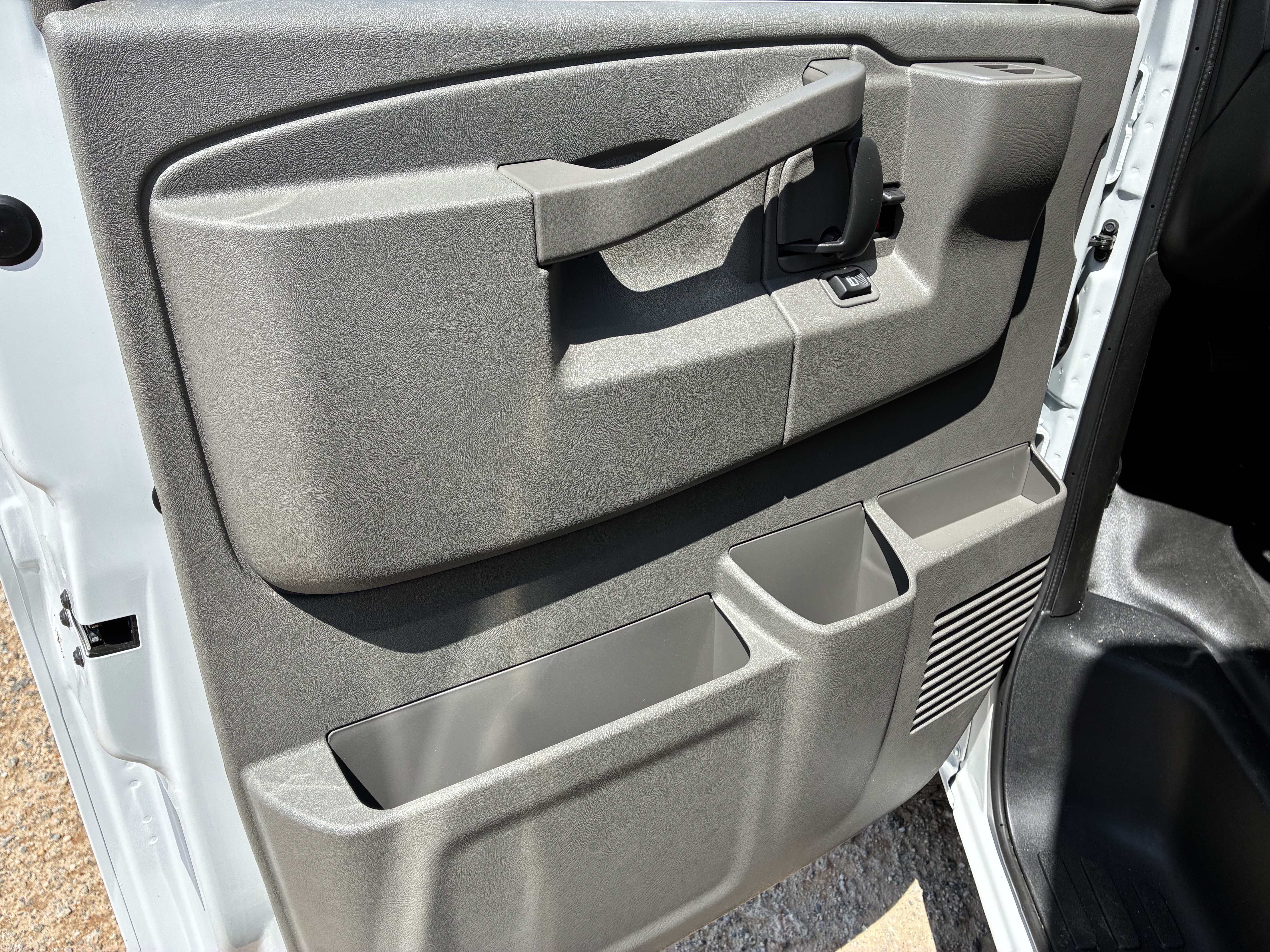 New 2026 Chevrolet Express 3500 w/ Power Convenience Package RWD image 22