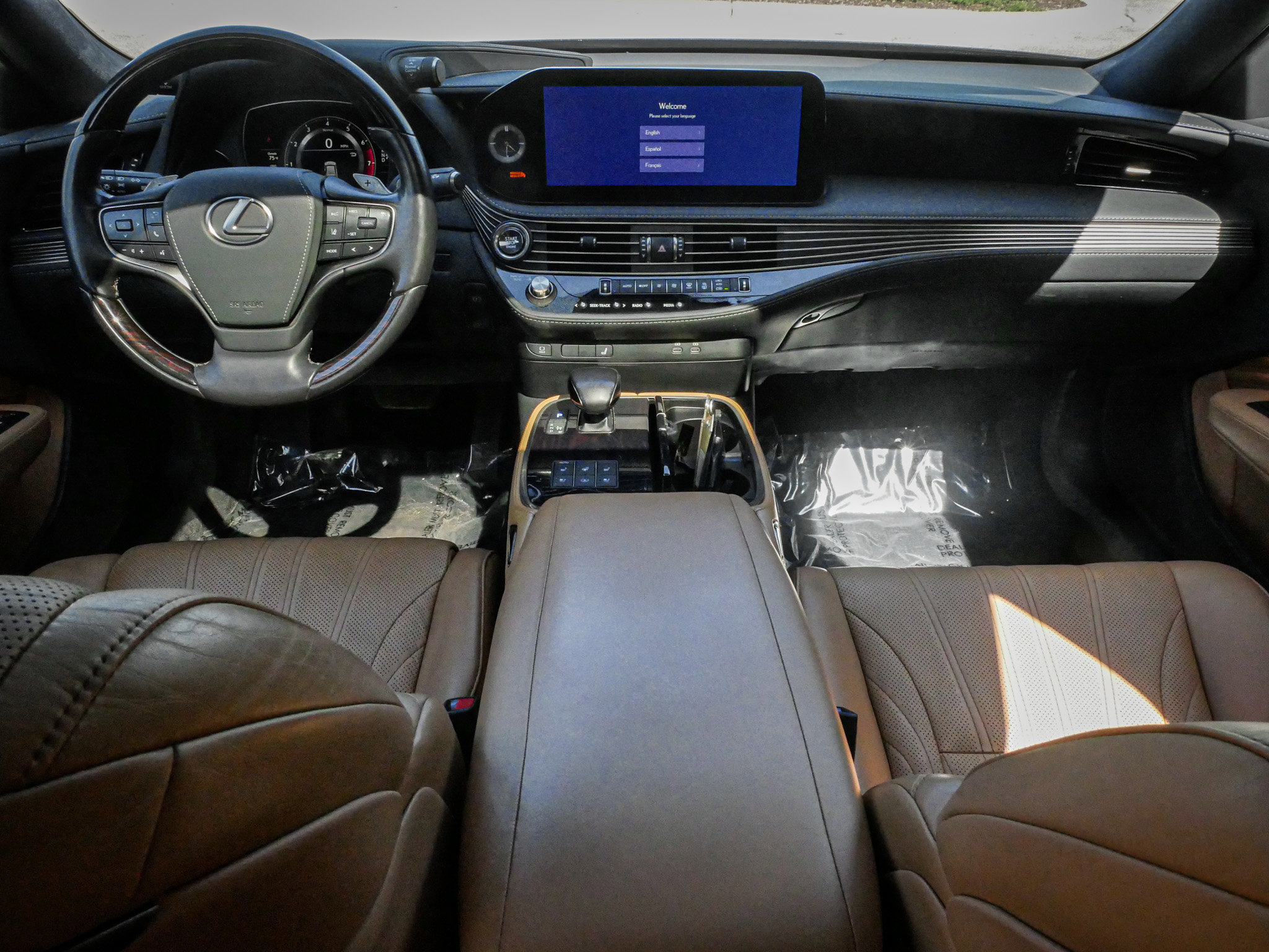Used 2023 Lexus LS 500 AWD w/ Interior Upgrade Package image 29