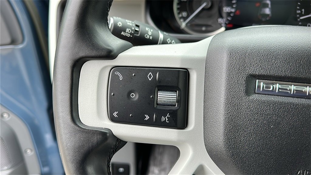 Certified 2023 Land Rover Defender 110 X-Dynamic SE image 15