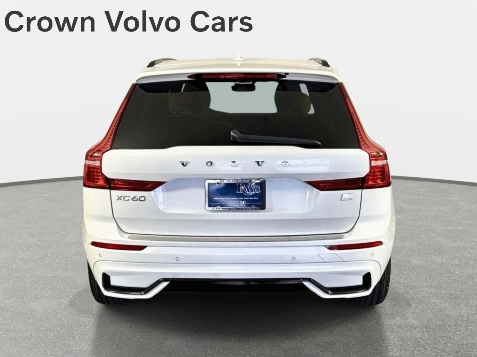Used 2023 Volvo XC60 T8 Ultimate w/ Climate Package AWD/4WD image 7