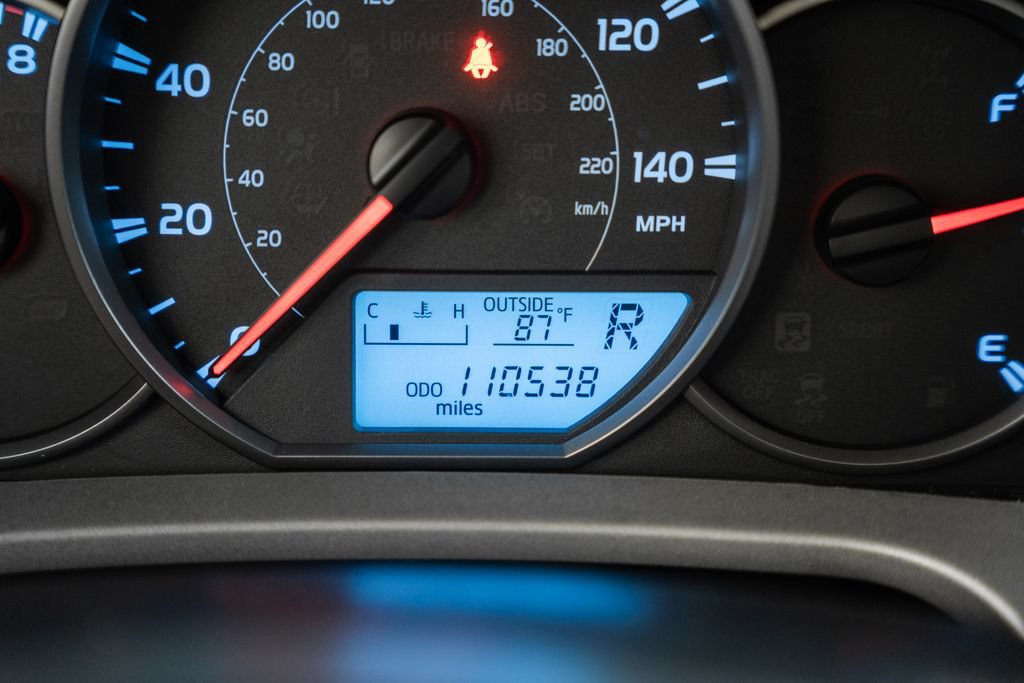 Used 2016 Toyota RAV4 LE AWD/4WD image 36