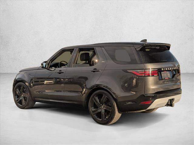 Used 2024 Land Rover Discovery Metropolitan Edition image 8