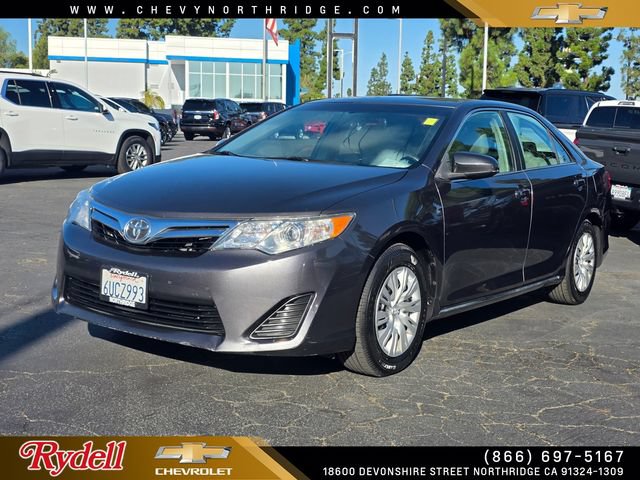 Used 2012 Toyota Camry LE FWD image 1