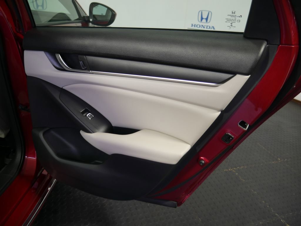 Certified 2020 Honda Accord EX image 7