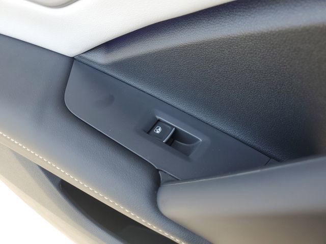 New 2026 Volkswagen Tiguan SEL R-Line image 14