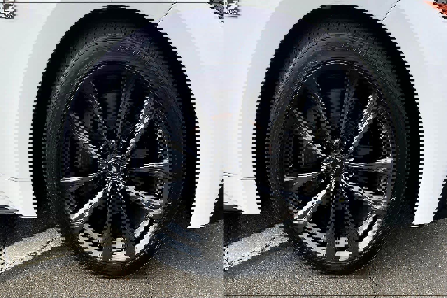 Used 2022 Lexus IS 350 F Sport image 11