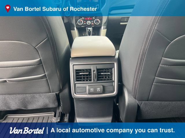 Used 2023 Subaru Forester Limited AWD/4WD image 25