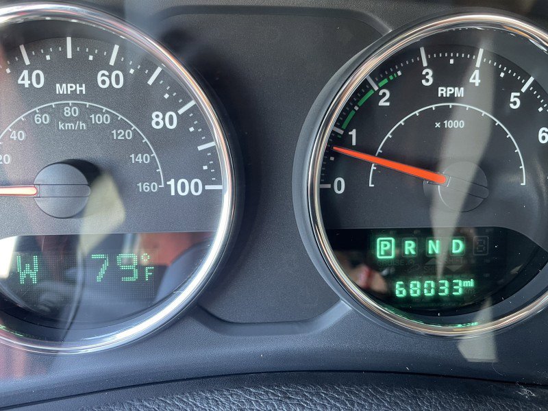 Used 2017 Jeep Wrangler Unlimited Sport w/ Connectivity Group AWD/4WD image 19