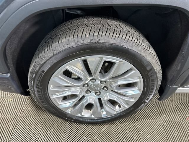 Used 2022 GMC Sierra 1500 Denali w/ Denali Premium Package image 10