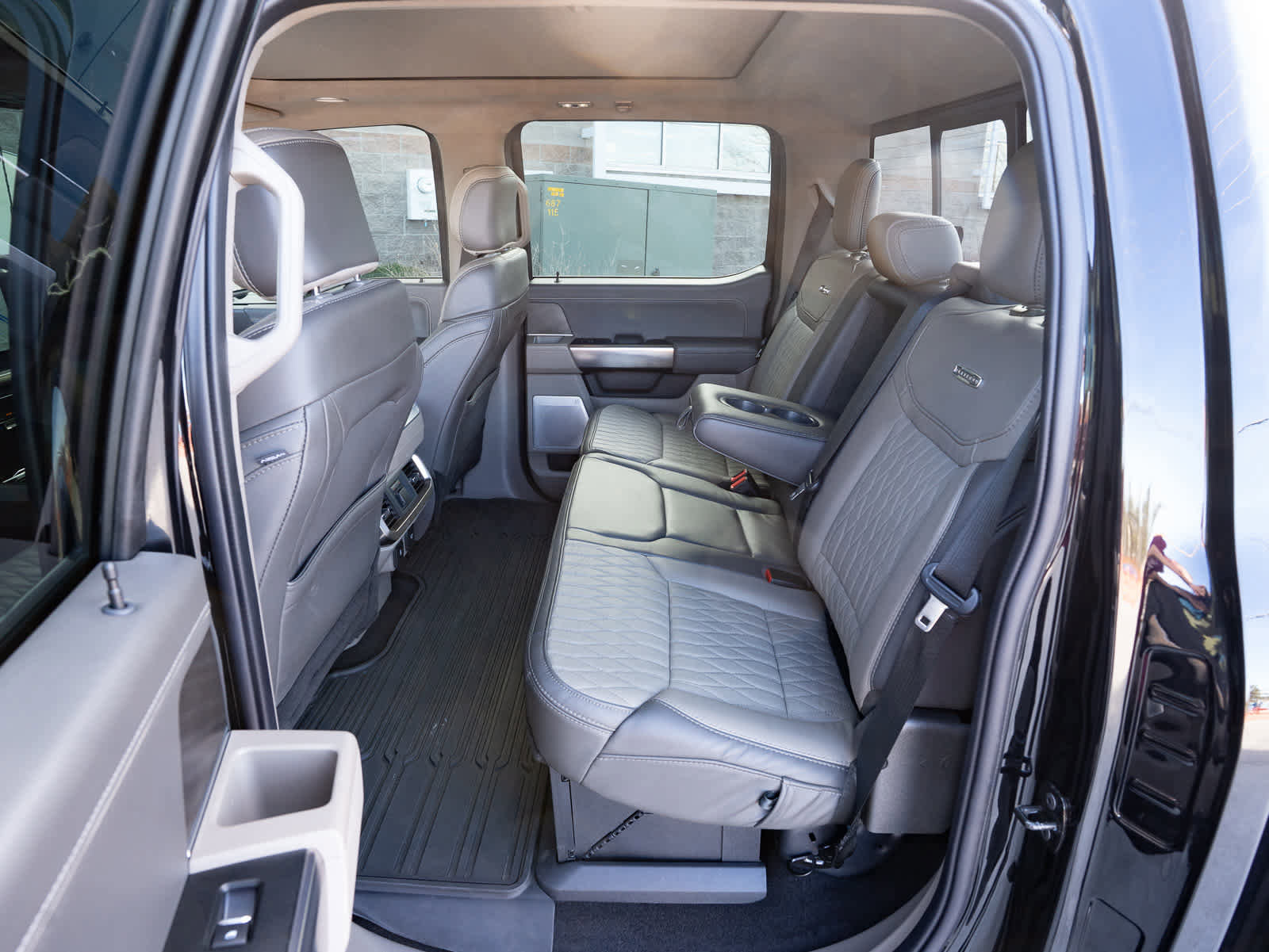 Used 2024 Ford F150 Platinum w/ Equipment Group 703A Plus image 15