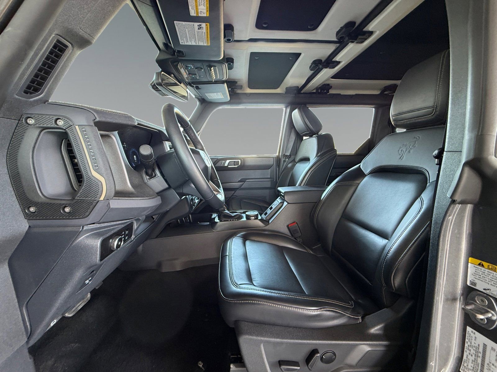 Certified 2025 Ford Bronco Badlands AWD/4WD image 12