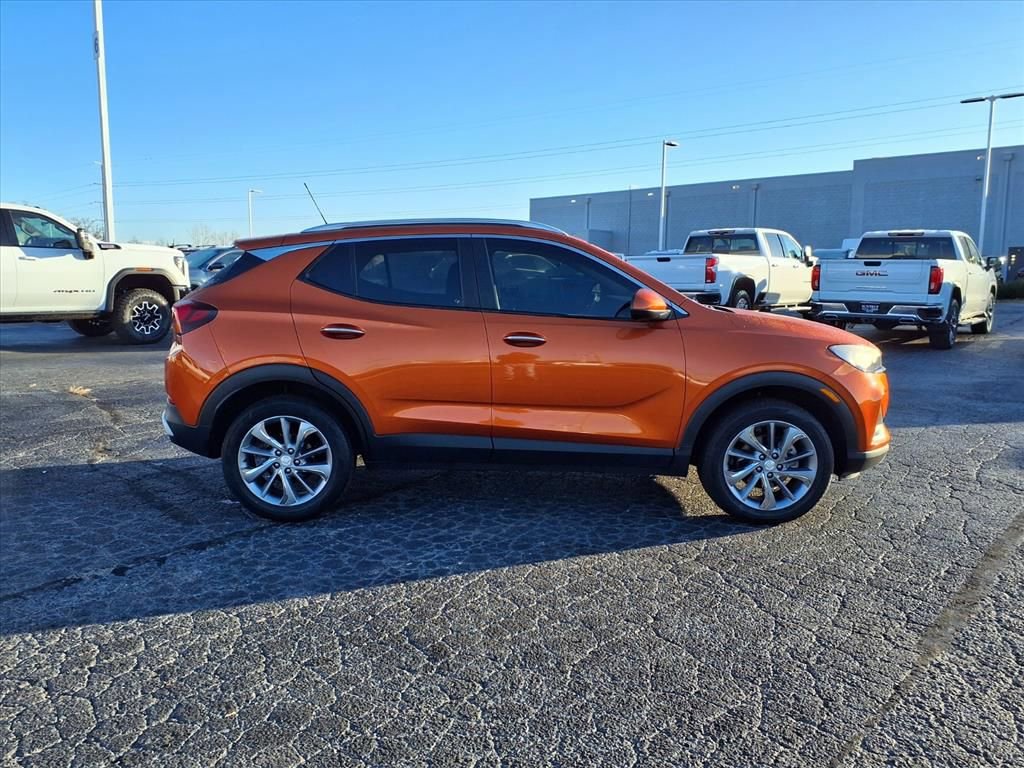 Used 2023 Buick Encore GX Select w/ Experience Buick Package image 2